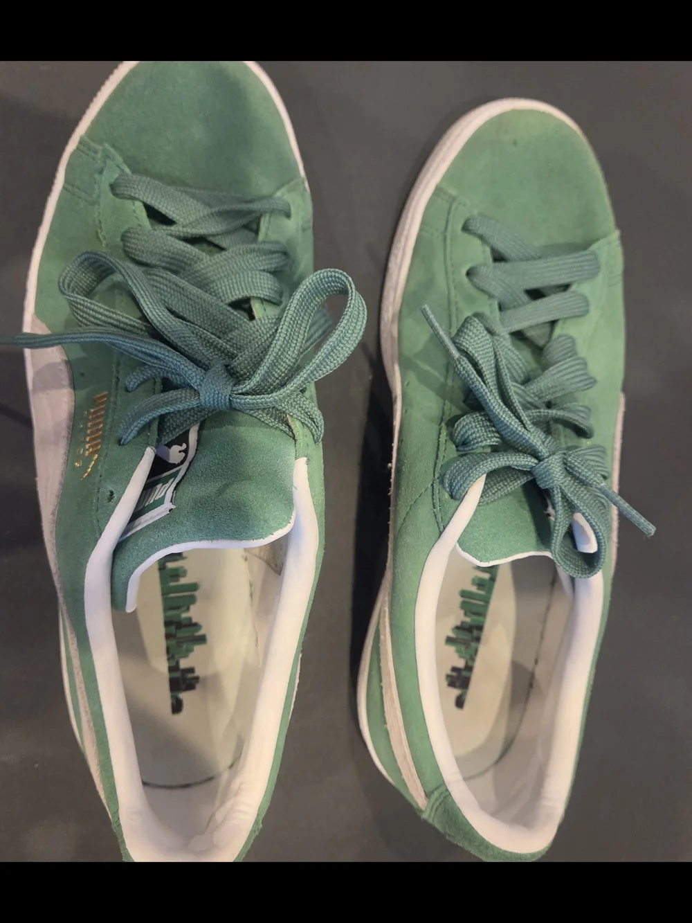 Puma Mens Green Suede Sneakers with White Formstripe